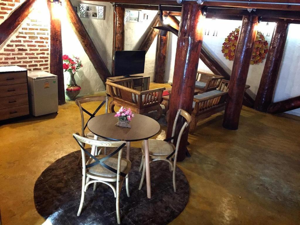 Loghome Boutique Чиангмай Екстериор снимка