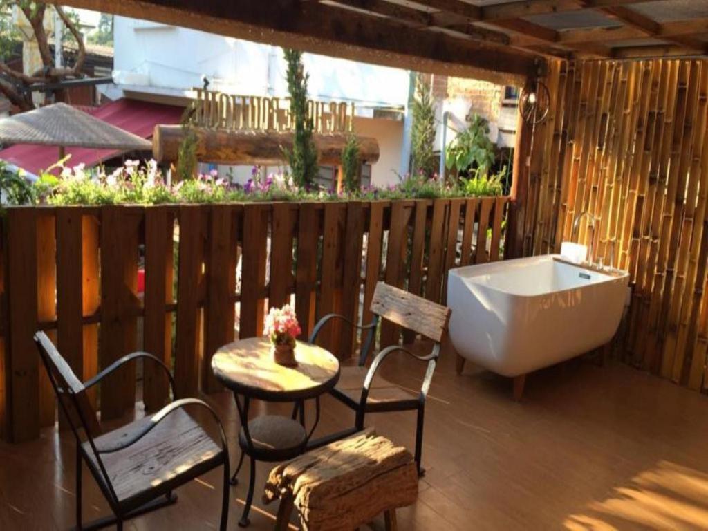 Loghome Boutique Чиангмай Екстериор снимка